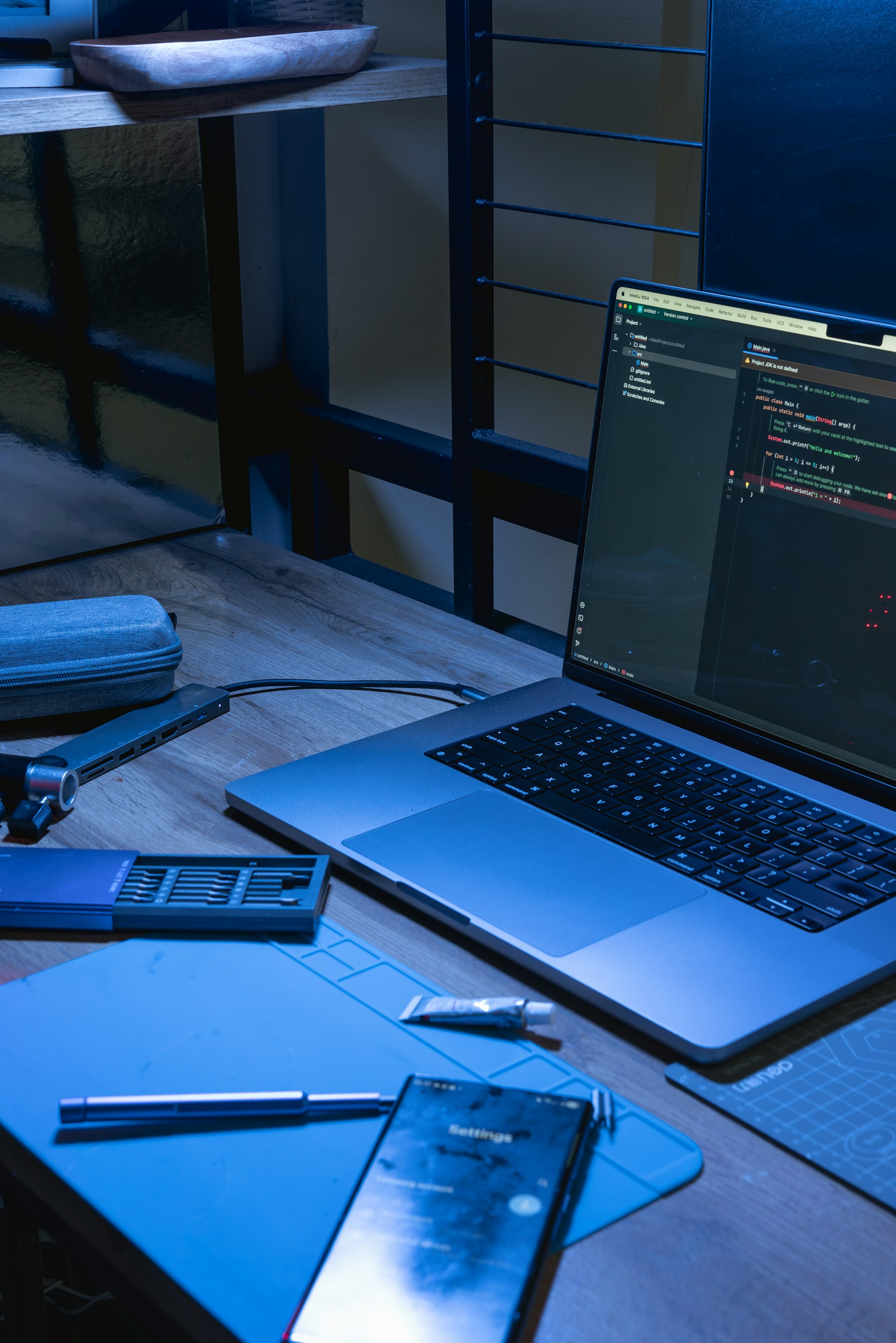 Make vs Zapier: comparación práctica para elegir bien